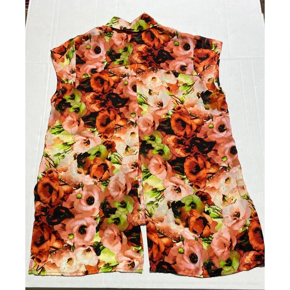 BB Dakota Floral Poppy Print Sleeveless Split Back Blouse Red Orange Colored M - Picture 7 of 7